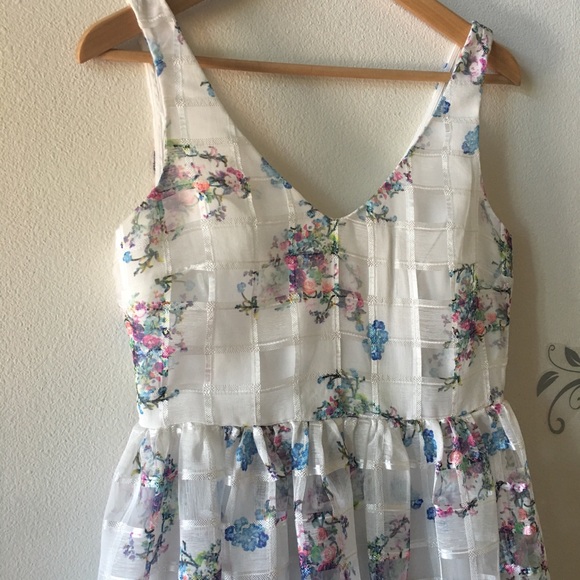 🆕NWT Anthropologie Peony Garden Dress - Picture 2 of 8